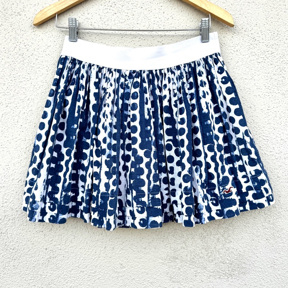 HOLLISTER mini skirt circle skater polka dots blue white print COTTON M